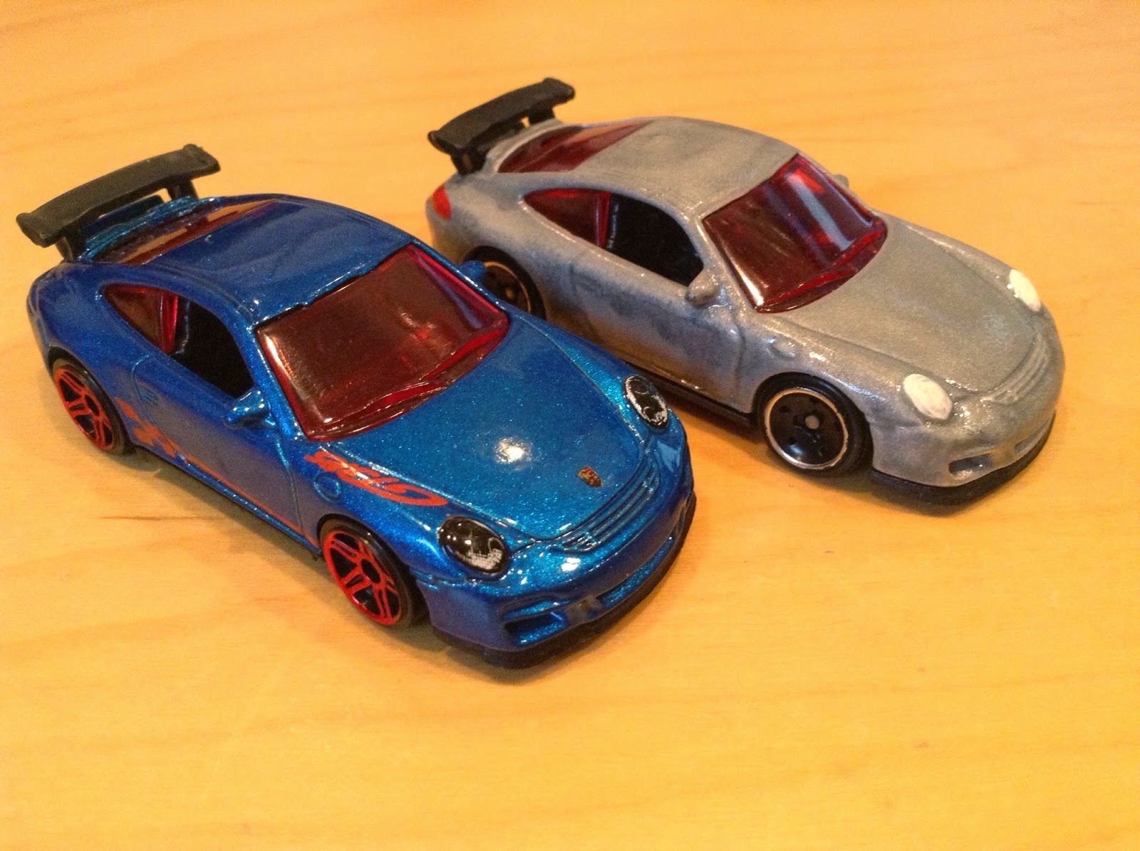 hot wheels porsche 911 gt3 rs