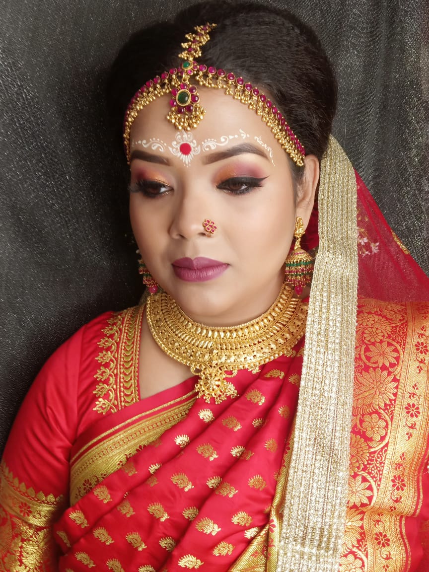 Bengali bridal Makeup Traditional Bengali Bridal Makeup Trisha Makeup Studio Trisha Makeup