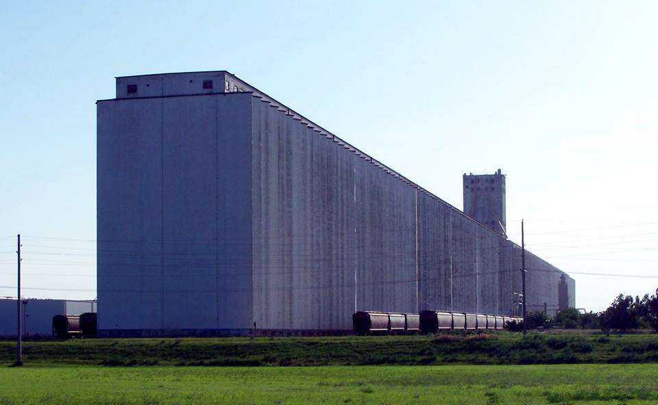 Towns and Nature Hutchinson, KS ADM, Cargill and Misc Grain Elevators