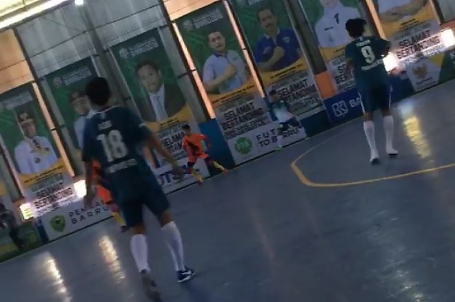 BONE TERKINI - Bone Ditekuk Parepare  7-0 di Kejurda Futsal Gunernur Sulsel 