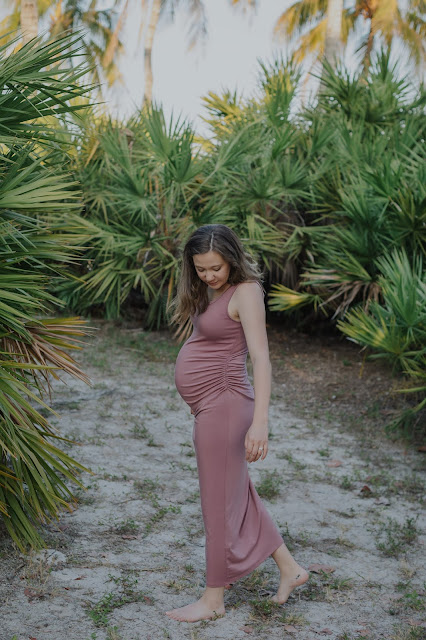 Babymoon maternity pictures Ft Myers
