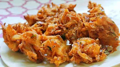 Pyaaz Pakora or Onion Pakoda Recipe