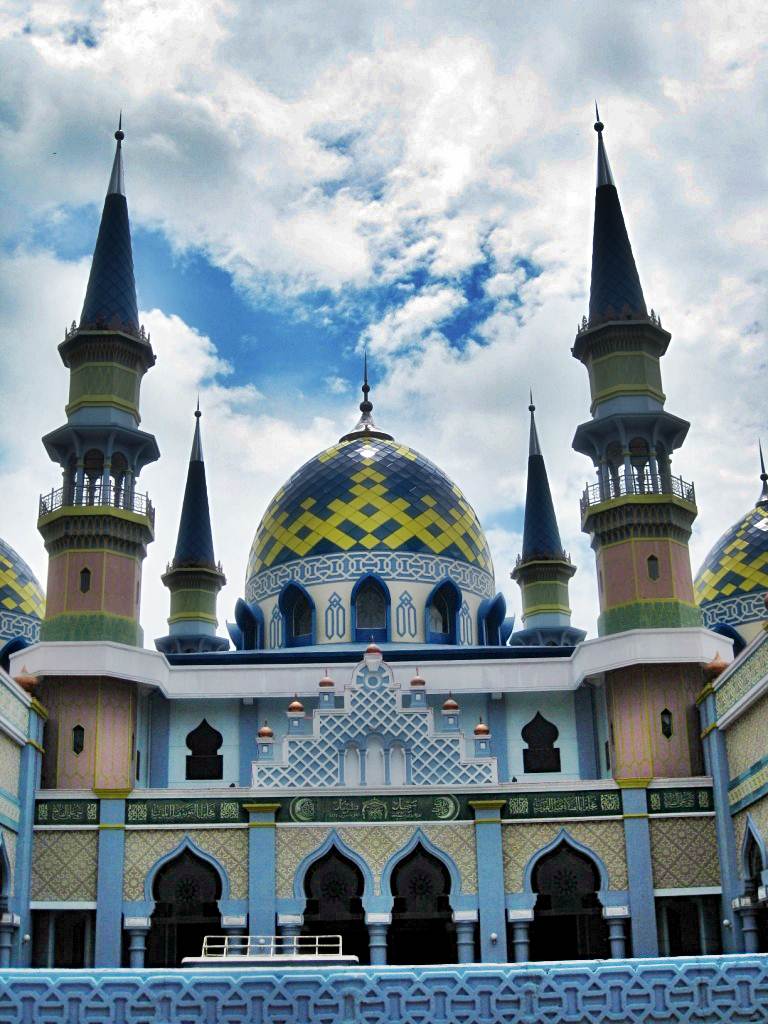 Masjid Terindah Di Indonesia 2022 Standard - IMAGESEE