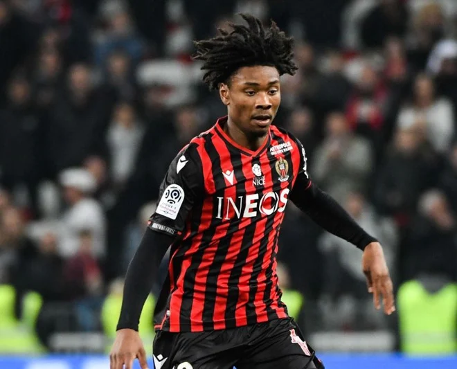 Đội hình ngôi sao tóc xù khuấy đảo bóng đá thế giới Đội hình ngôi sao tóc xù khuấy đảo bóng đá thế giới