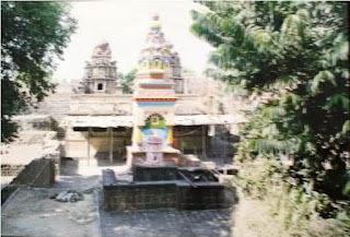 मंदिर परिसर