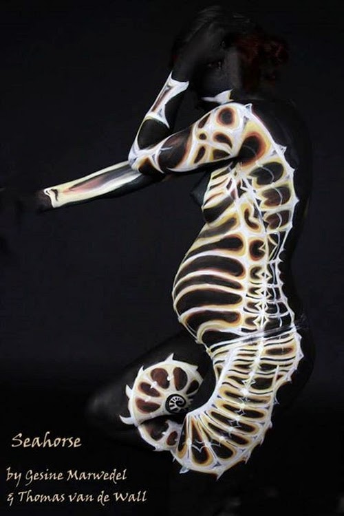 07-Gesine-Marwedel-Living-Art-in-Body-Painting-www-designstack-co