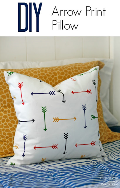 How to make a DIY arrow print throw pillow