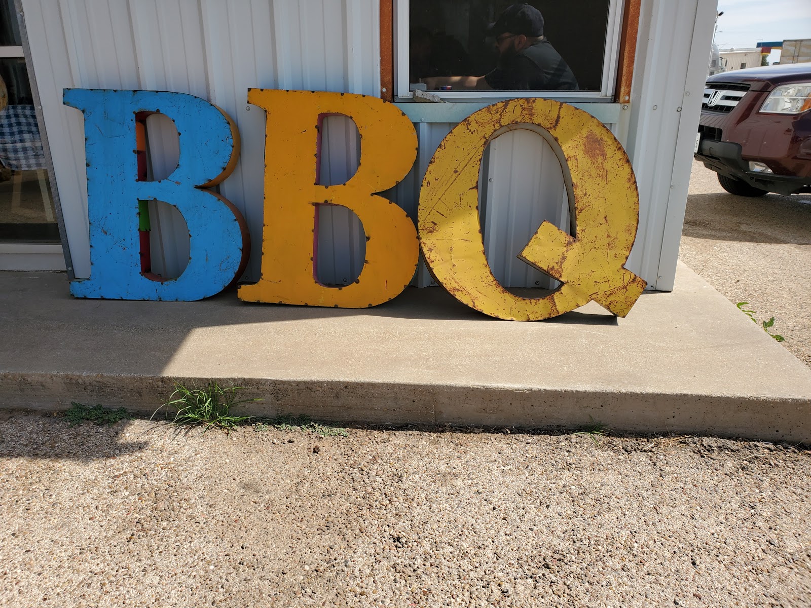 Pitforks and Smokerings Slaton, Texas 4th Small Town Texas BBQ Review
