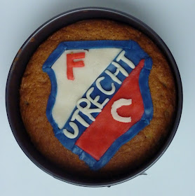 FC-Utrecht-logo-afbeelding-taart-voetbalplaatjes-Albert-heijn