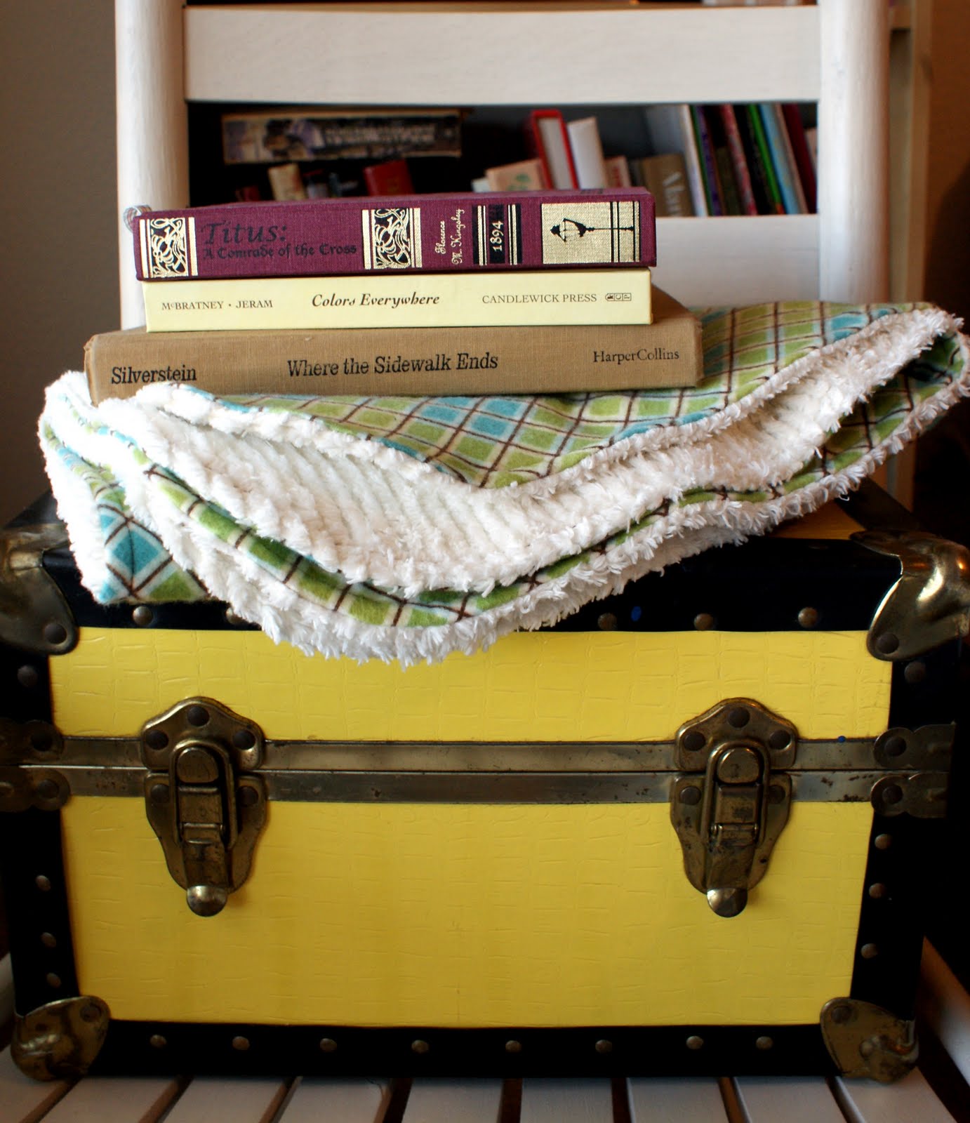 The pretty bitty blog super easy baby blanket