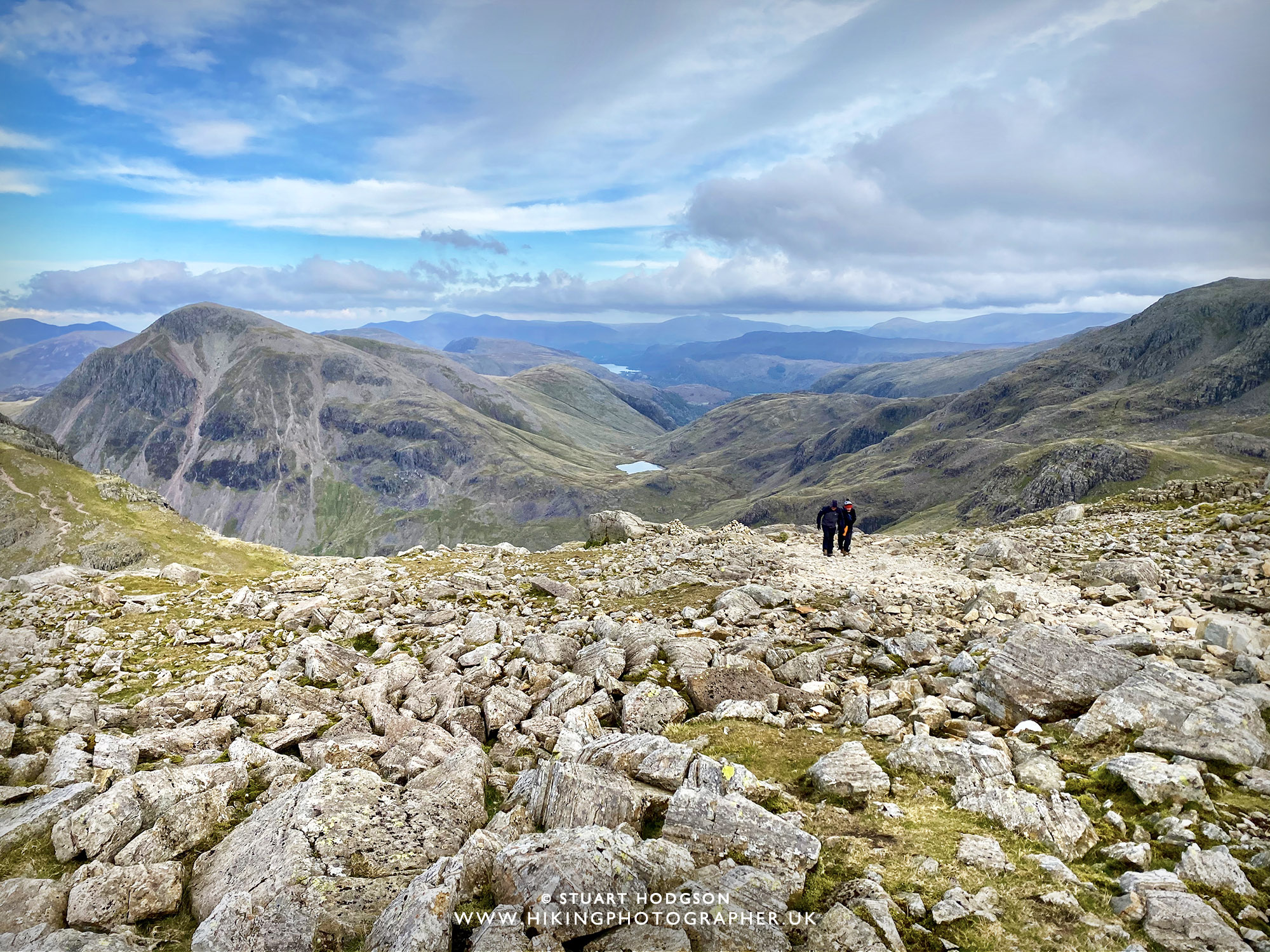 Scafell Pike walk Corridor route map height climbing best route up, Seathwaite Lake District Lakes Wasdale 3 peaks