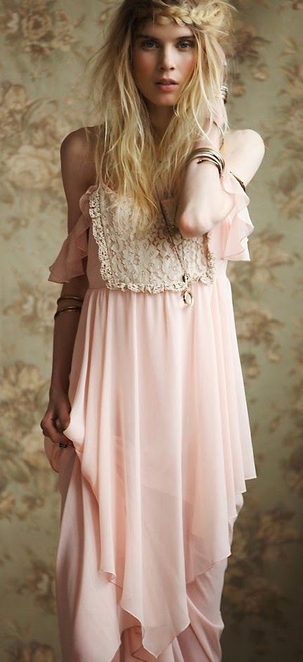 Fashion trends | Pink boho dress | Just a Pretty Style