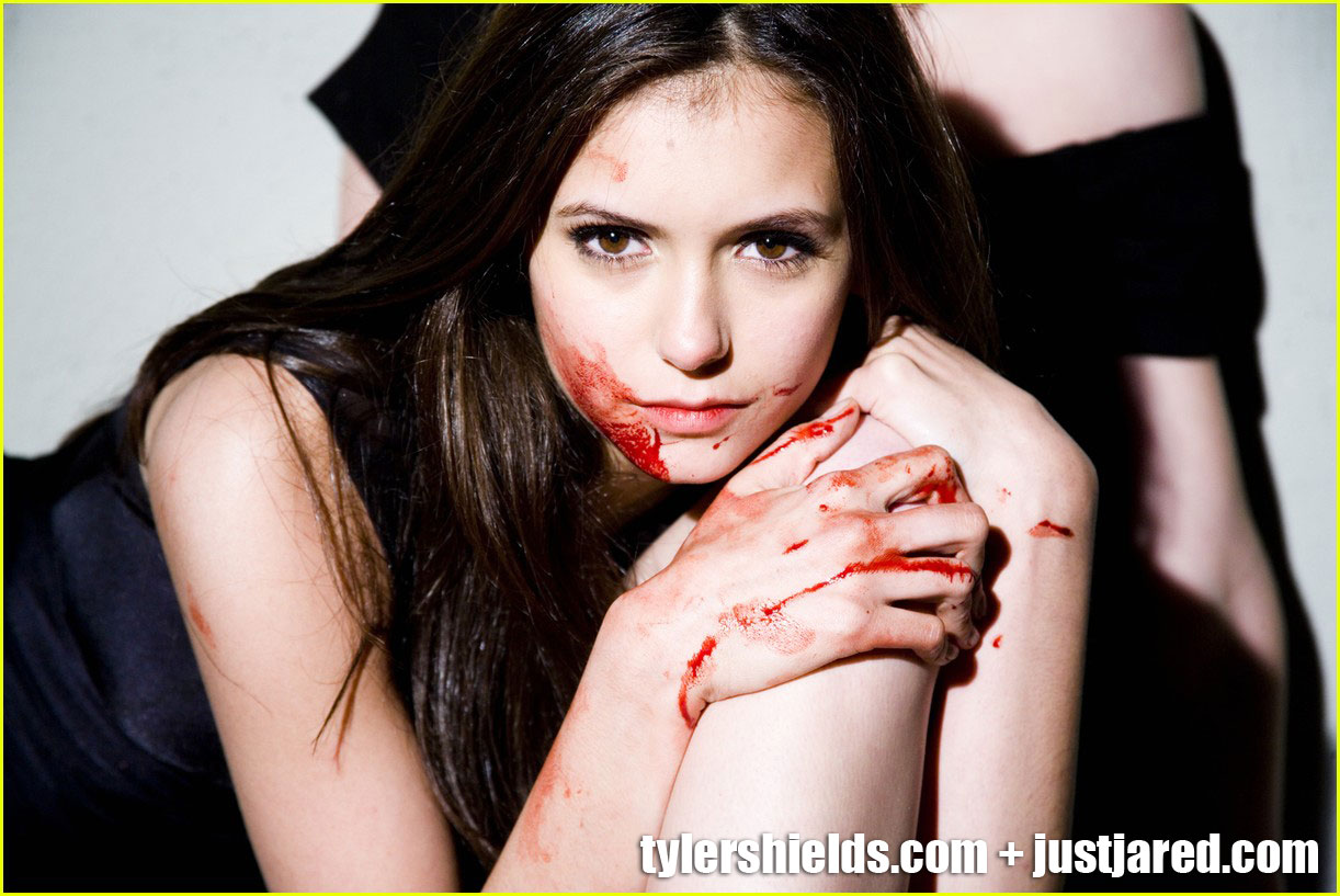 http://1.bp.blogspot.com/-CHDkVo_yyKU/Tl5ifHdP7fI/AAAAAAAAAFU/BXRLSvcGYco/s1600/nina-dobrev-elena-gilbert-the-vampire-diaries-4.jpg