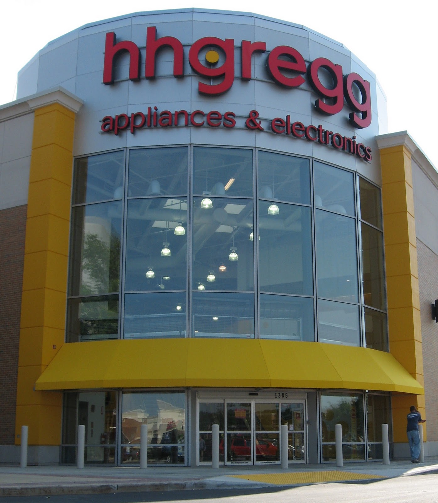 Southland Savvy Hhgregg Opens Store in Orland Park