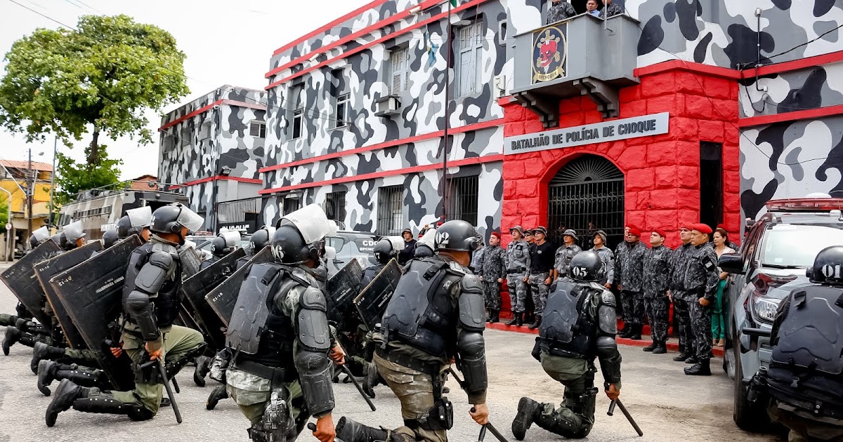 Crato Notícias PM DO CEARÁ GANHA QUATRO BATALHÕES DE CHOQUE E ADOTA MODELO DE SÃO PAULO Crato Notícias PM DO CEARÁ GANHA QUATRO BATALHÕES DE CHOQUE E ADOTA MODELO DE SÃO PAULO