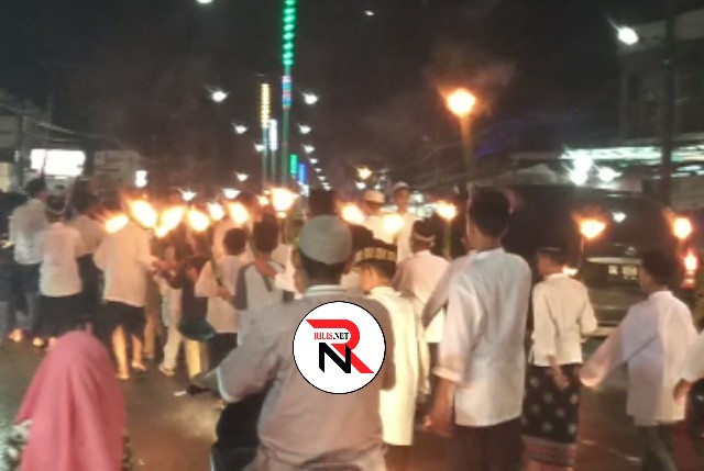 Pandemi Covid-19, Tak Surutkan Semangat Warga Aceh Timur Rayakan Takbiran Idul Adha Juli 30, 2020