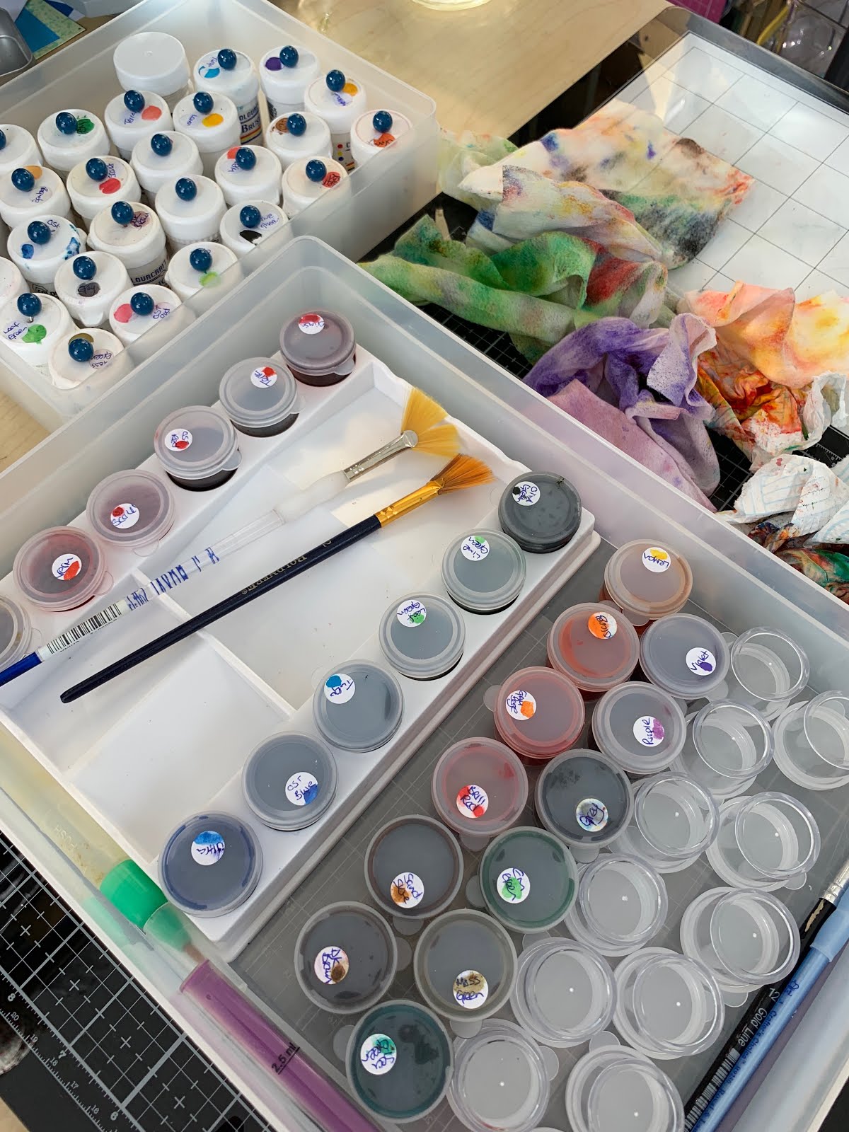 A Crafting Niche Frisk Buddy Cup Palette