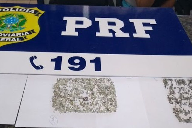 PRF prende mulher com 2 mil diamantes escondidos na calcinha