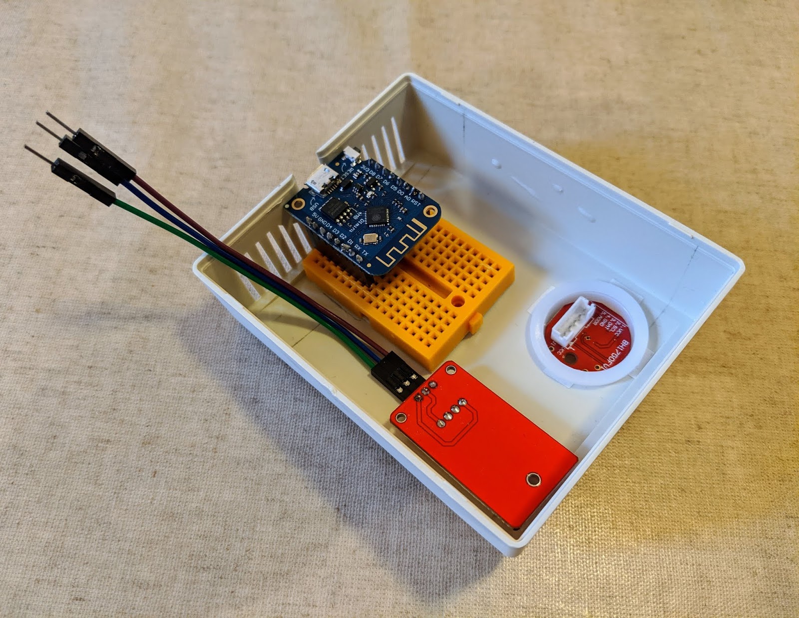 Enclosure for Wemos D1 Mini and environmental sensors