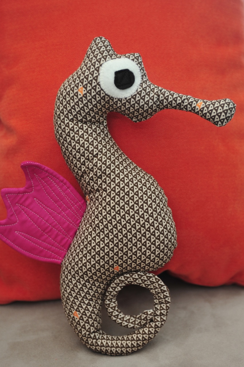 Seahorse FREE Sewing Pattern and Tutorial