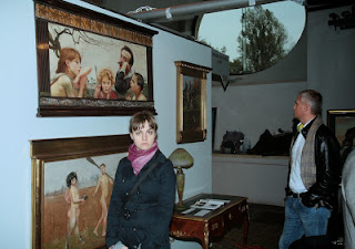 jedno ze stoisk w Arkadach Kubickiego