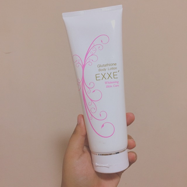 REVIEW EXXE' Glutathione Body Lotion Whitening Skin Care REVIEW BY
