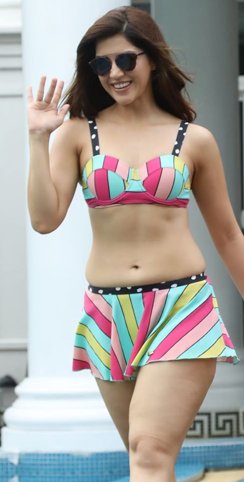 mehreen-pirzada-beautiful-actress-photos