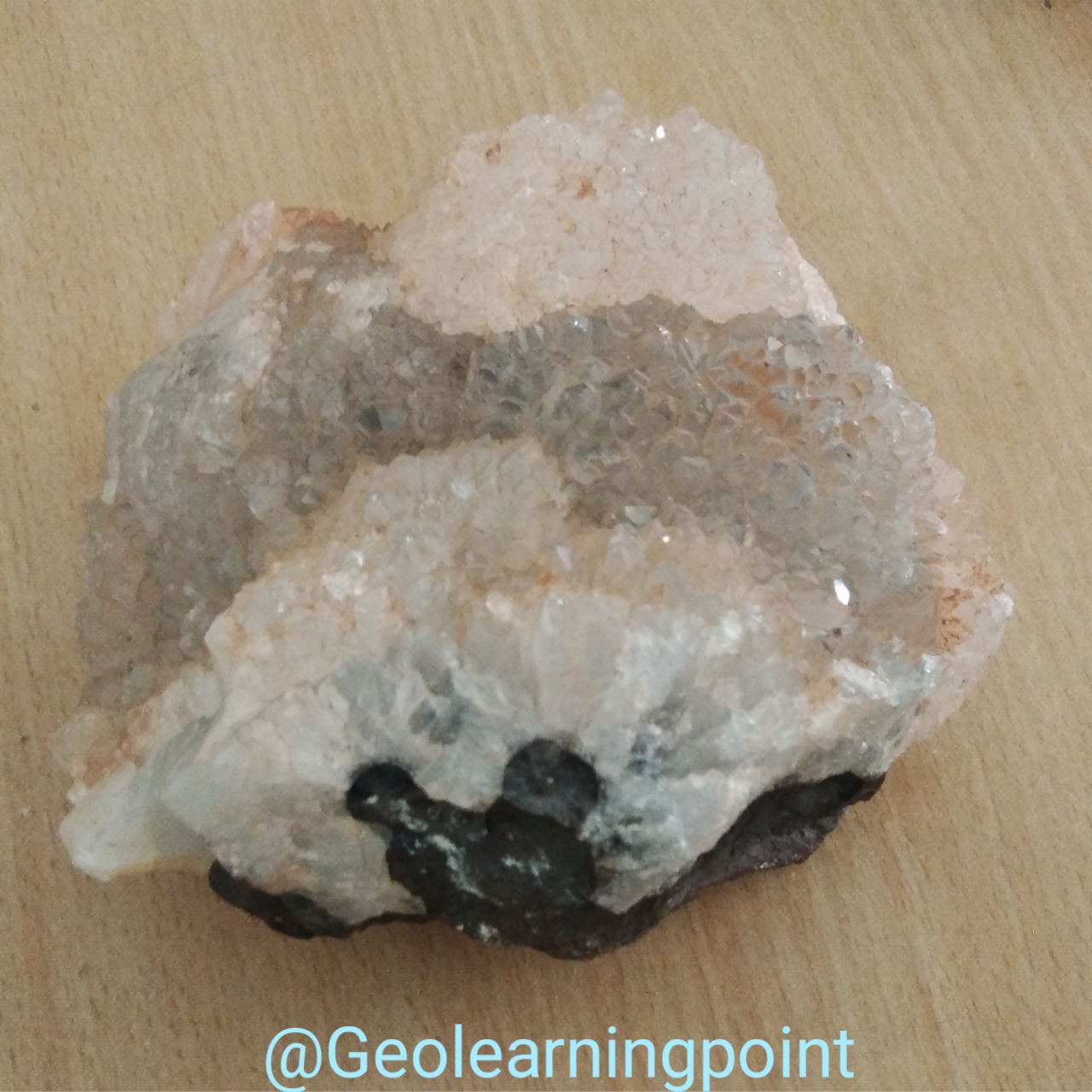 Physical Properties of Minerals (Quartz)