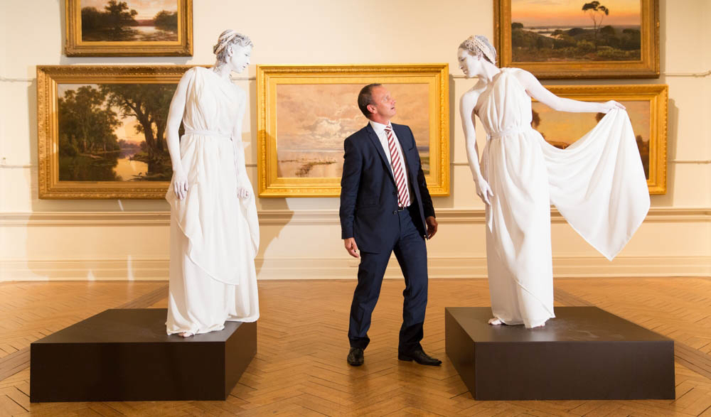 Human Statue Bodyart Hire Living Statues Book Human Statues Human