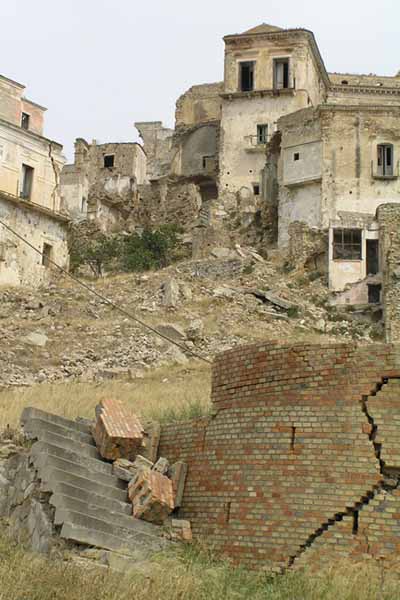 GRACO-ΜΙΑ ΕΛΛΗΝΙΣΤΙΚΗ ΠΟΛΗ ΦΑΝΤΑΣΜΑ ΣΤΗΝ Κ.ΙΤΑΛΙΑ!