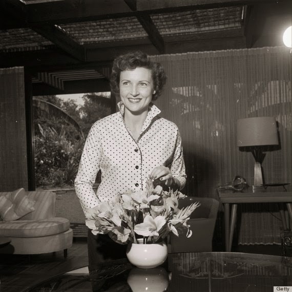 35 Rare and Fabulous Vintage Photos of a Young Betty White