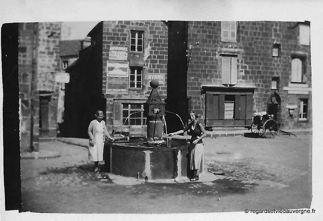Besse en Chandesse, Puy-de-Dôme, Auvergne. Photo noir et blanc 1930 Besse en Chandesse, Puy-de-Dôme, Auvergne. Photo noir et blanc 1930