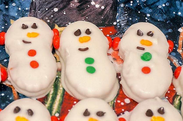 Snowman Nutter Butter Cookies