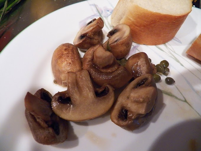 Garlic Baked Mushrooms ***