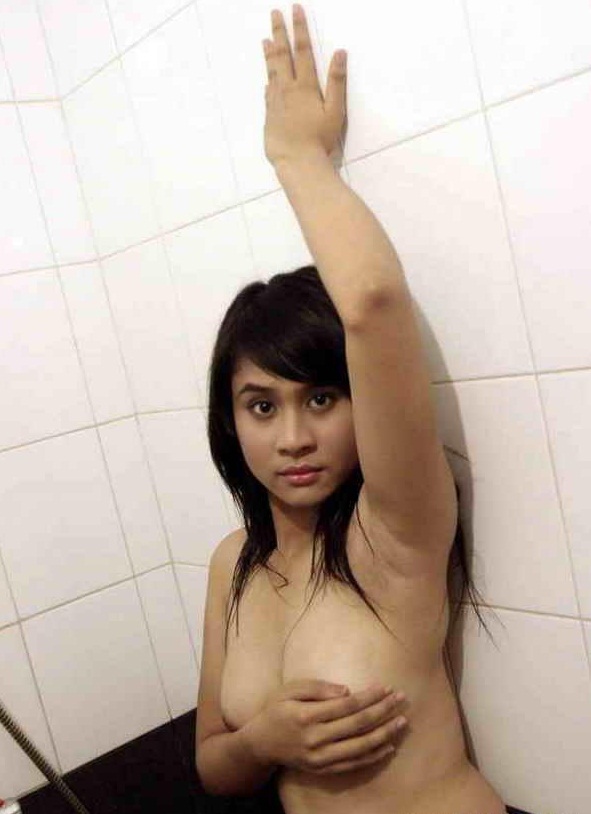Posted by koleksi gambar foto bugil abg video bokep seks terbaru on Friday,...