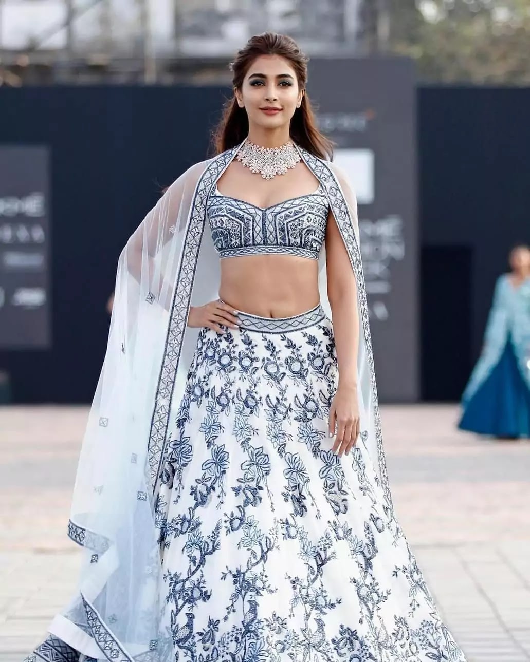 pooja-hegde-gorgeous-lehenga-at-lakme-fashion-week pooja-hegde-gorgeous-lehenga-at-lakme-fashion-week