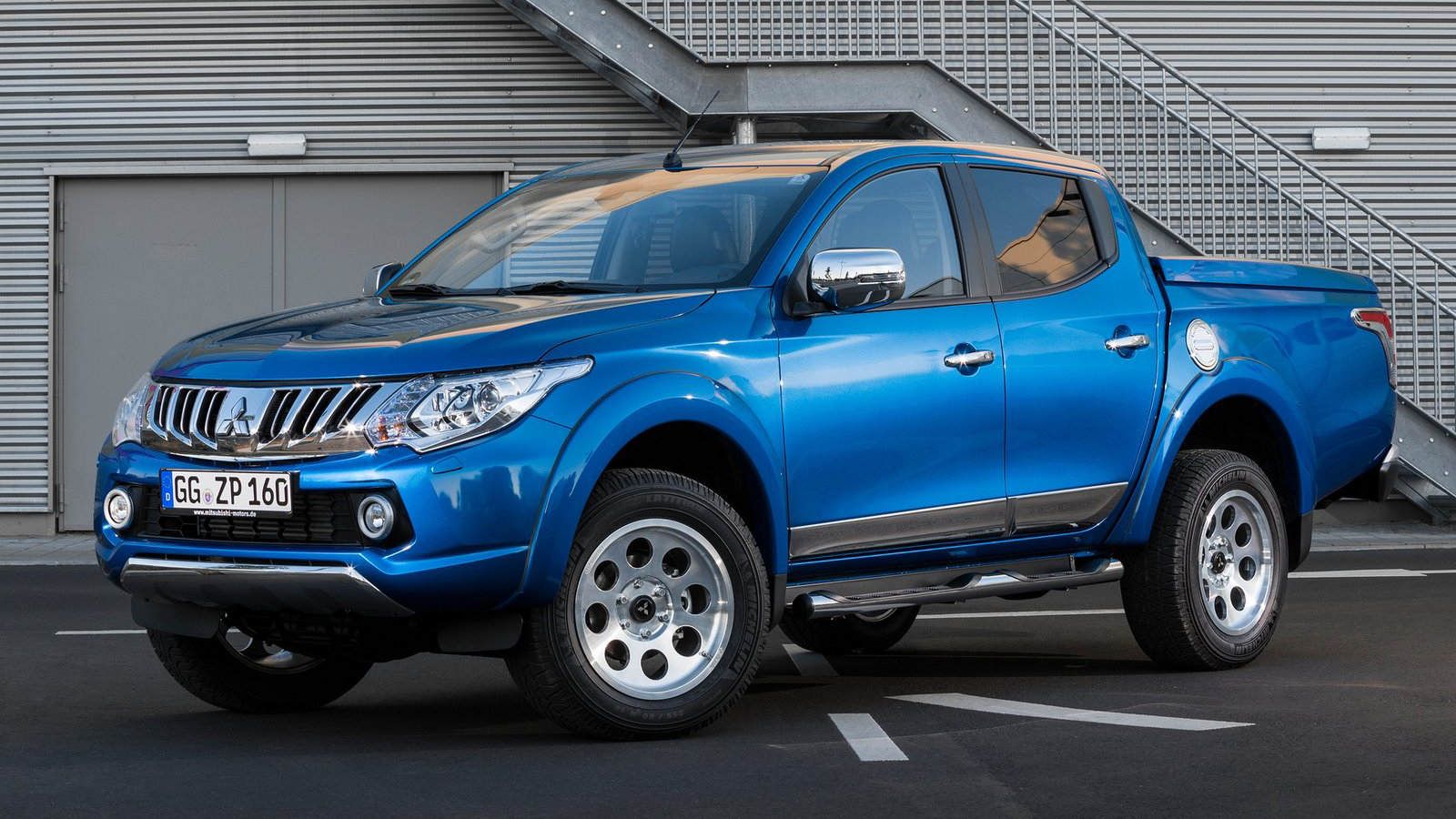 Mitsubishi L200 2018 Facelift #L200 | CARWP