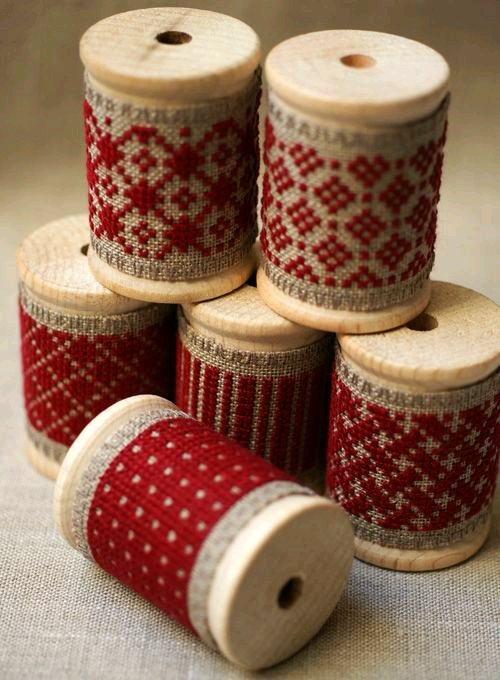 Wooden Spool Craft Ideas for Christmas - Life is Sweeter By Design