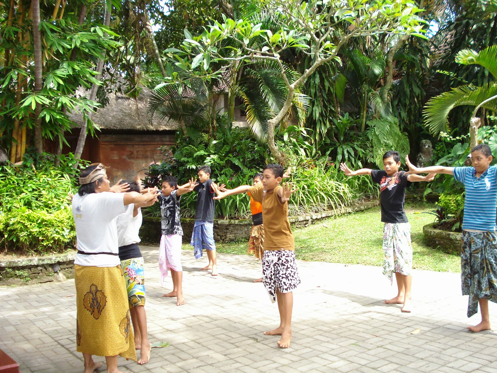 Tips for Seniors Traveling Abroad: ASIA