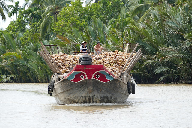 Tham quan miệt vườn Bến Tre