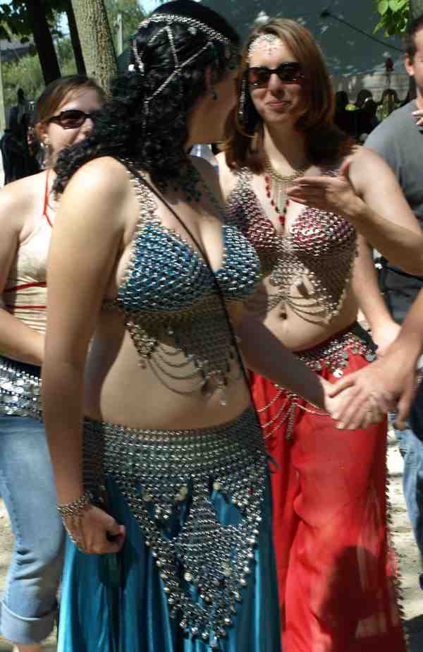 Hot Sexy Dancing Girls Hot Sexy Arabic Belly Dancing Girls Womens Spicy Pics 