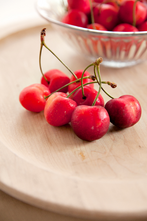 fresstyler fooding and styling In Season Rainier Cherries