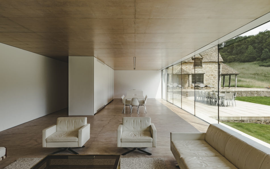 Décor Inspiration: Richard Found’s Ultra-Modern Country House in the Cotswolds