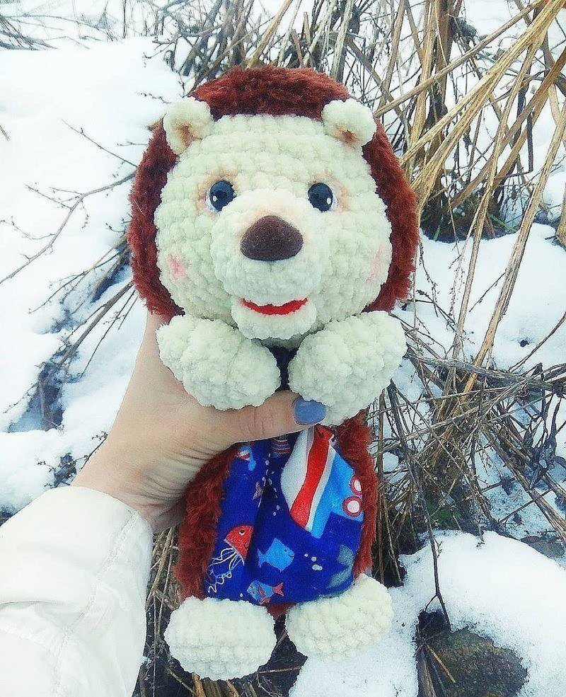 Плюшевый ежик комфортер крючком