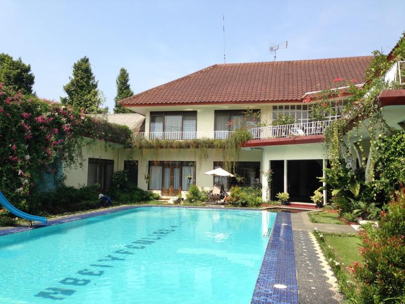 Best Hotels, Homestays, Inns and B&B (BnB) in Bogor, West Java