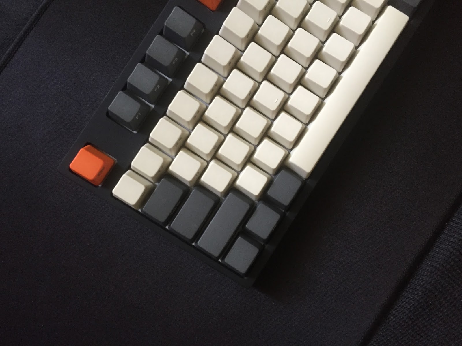 Altkey 104 keys Carbon Keycap set PBT Key Caps for Cherry MX Keyboard