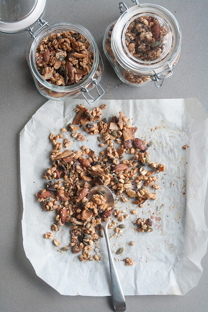 Granola di orzo soffiato fatta in casa