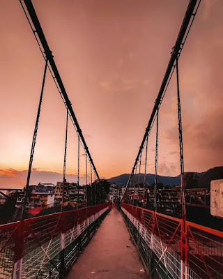 Laxman jhula, Rishikesh