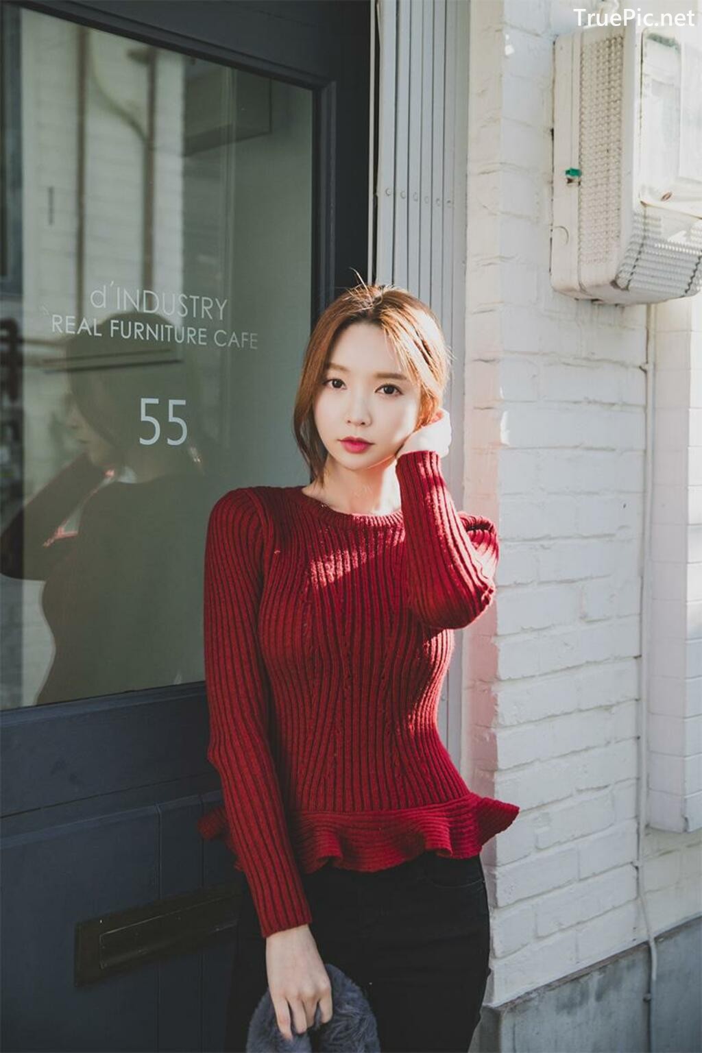 Image-Korean-Fashion-Model-Park-Soo-Yeon-Beautiful-Winter-Dress-Collection-TruePic.net- Picture-74