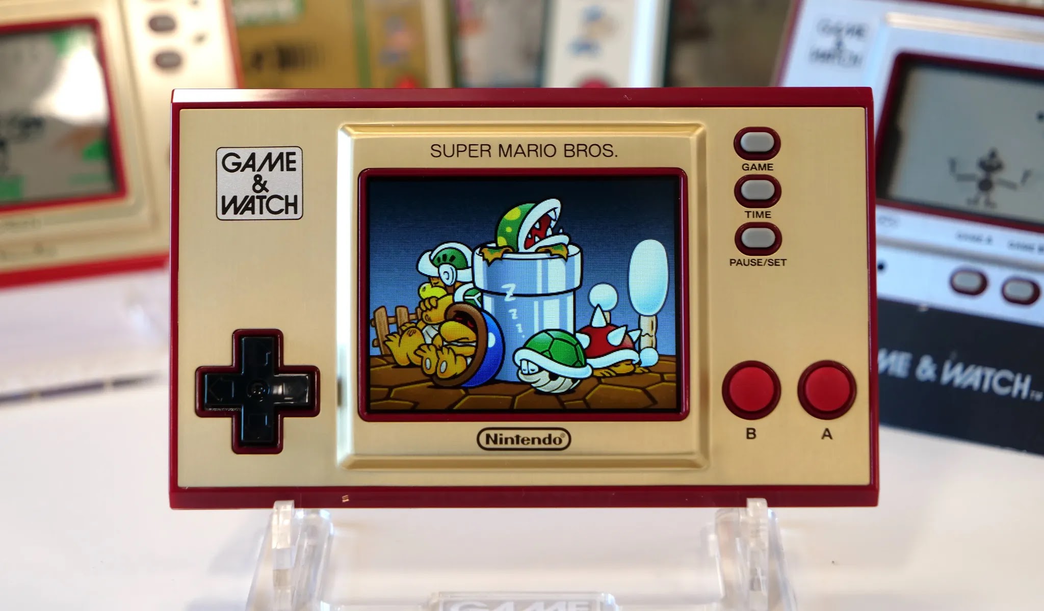 Game & Watch: Super Mario Bros coleção de mini consoles Nintendo Switch  Novo - Escorrega o Preço